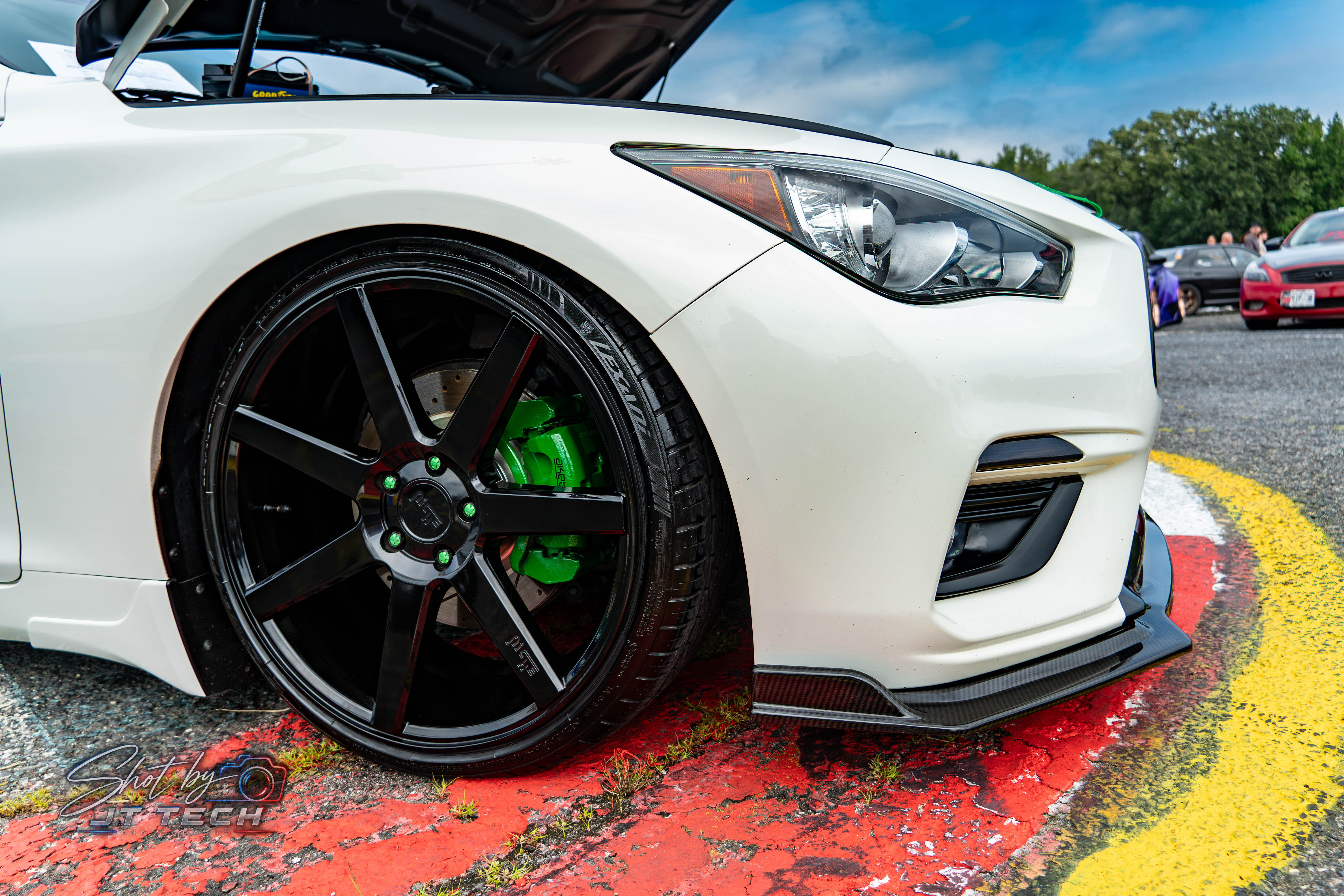 Car wheel photography