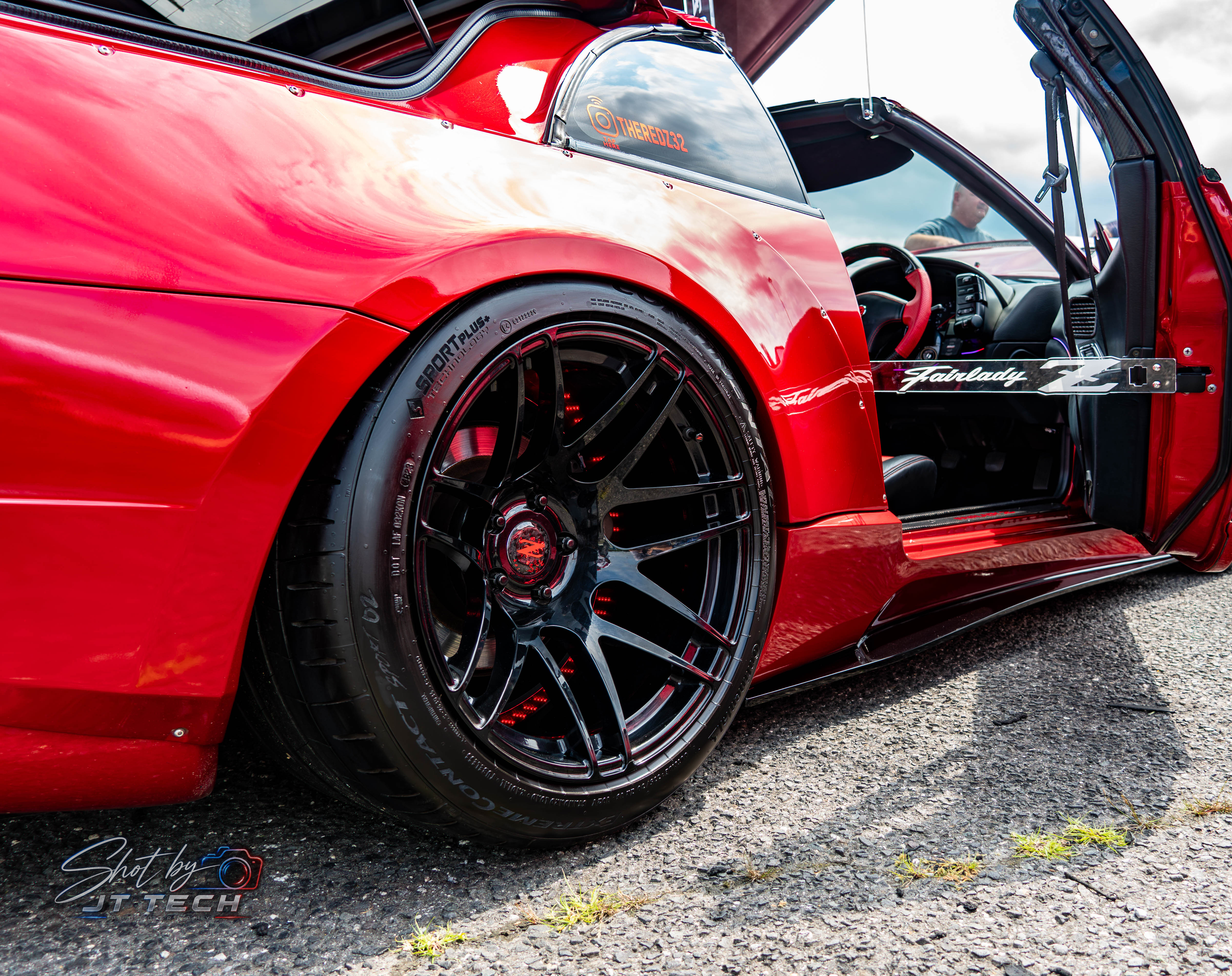Car wheel photography